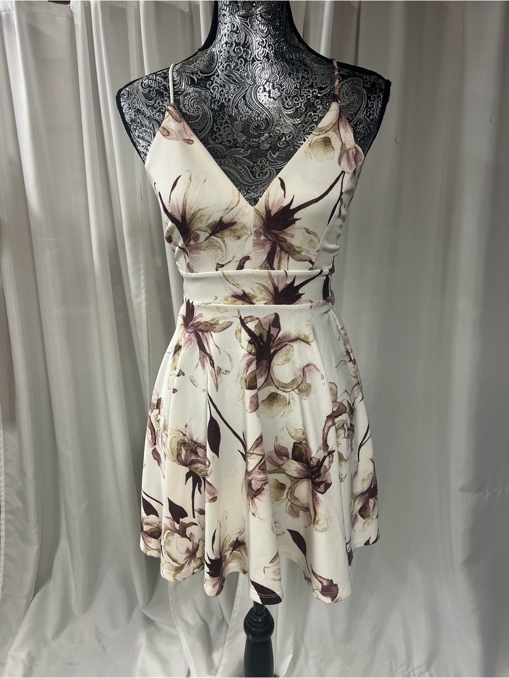 Windsor White Floral Spaghetti Strap Mini Dress